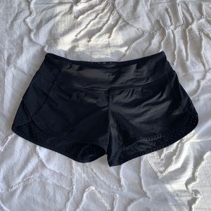 Lululemon Speed Shorts 2.5”
